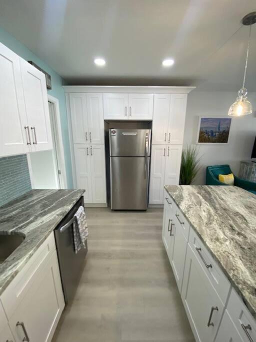 Beachfront Condo On Quiet Treasure Island- 1 Bed سانت بيتي بيتش المظهر الخارجي الصورة