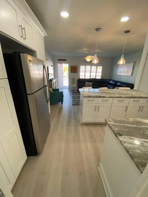 Beachfront Condo On Quiet Treasure Island- 1 Bed سانت بيتي بيتش المظهر الخارجي الصورة